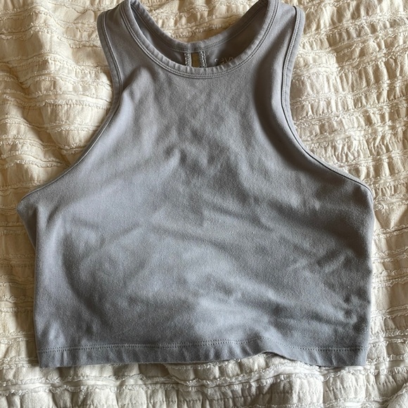 Crop top - Picture 3 of 6